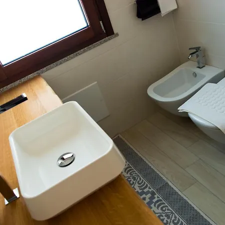 Is Seddas Bari Sardo