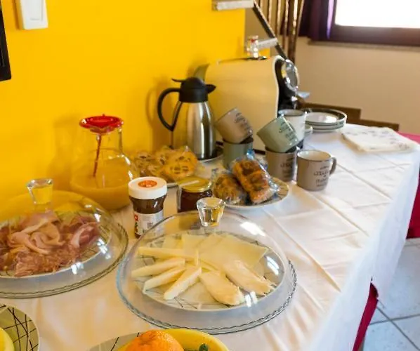 Is Seddas Bed and breakfast Bari Sardo